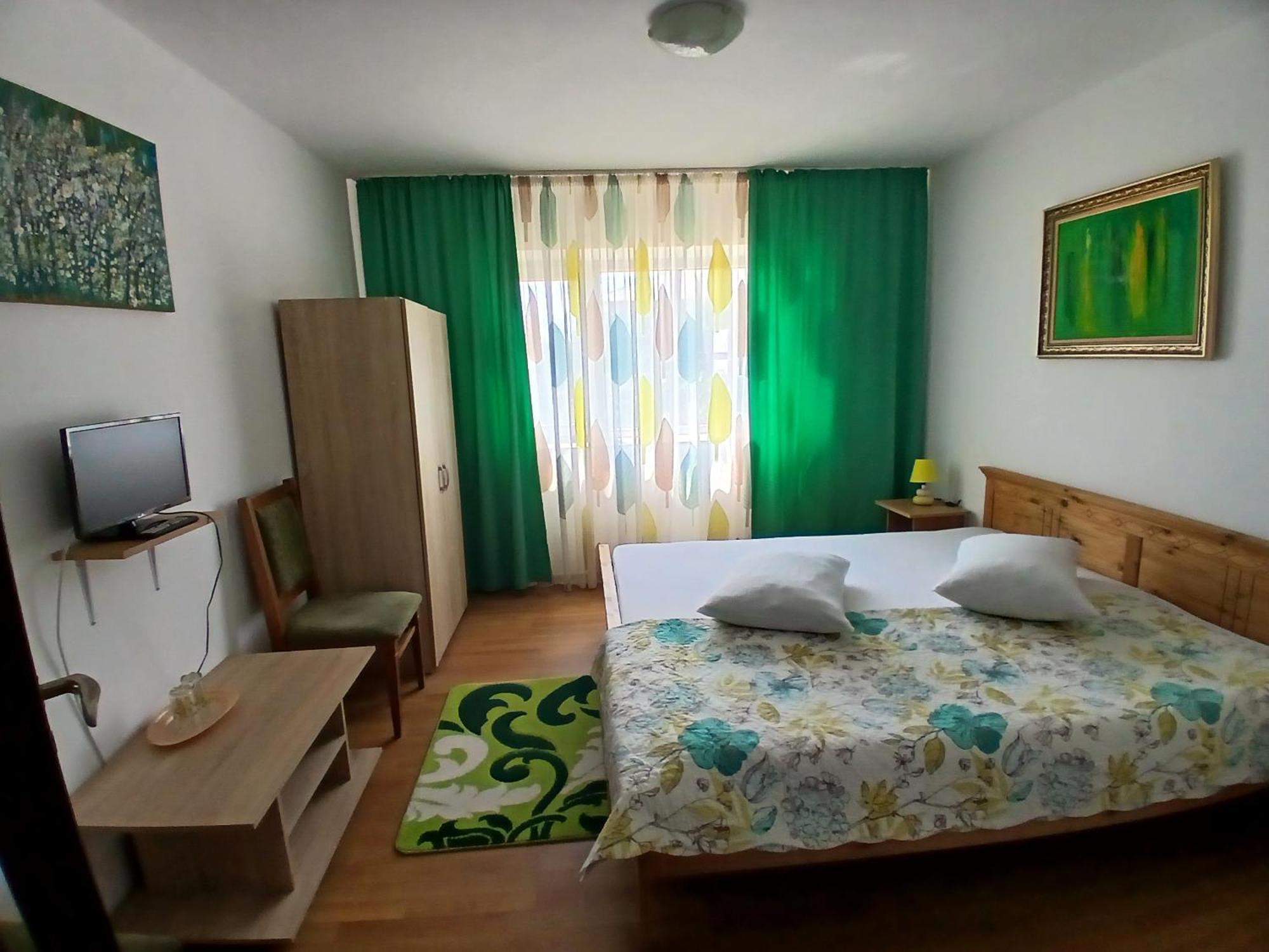 Casa Rustica Apart & Rooms Cîmpineanca エクステリア 写真
