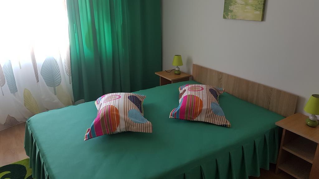 Casa Rustica Apart & Rooms Cîmpineanca エクステリア 写真
