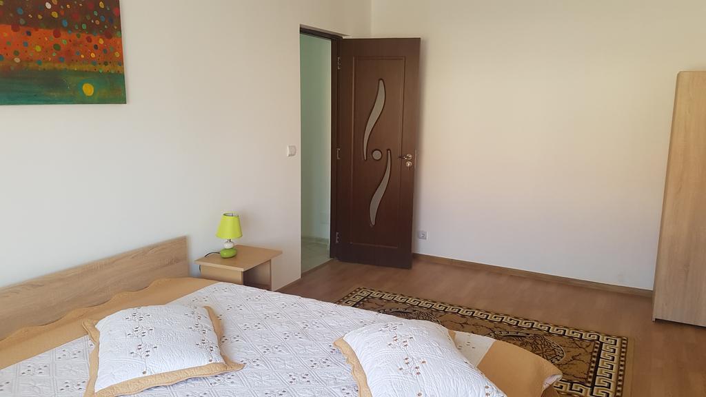 Casa Rustica Apart & Rooms Cîmpineanca エクステリア 写真